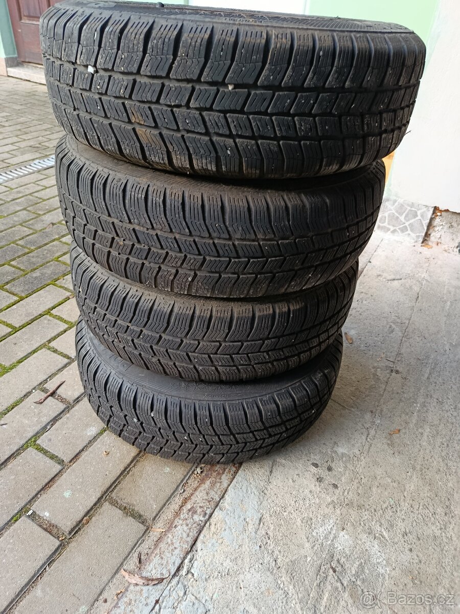 Kola na Ford Fiesta , pneu 175/65 R14, disk 5,5Jx14, ET37,5
