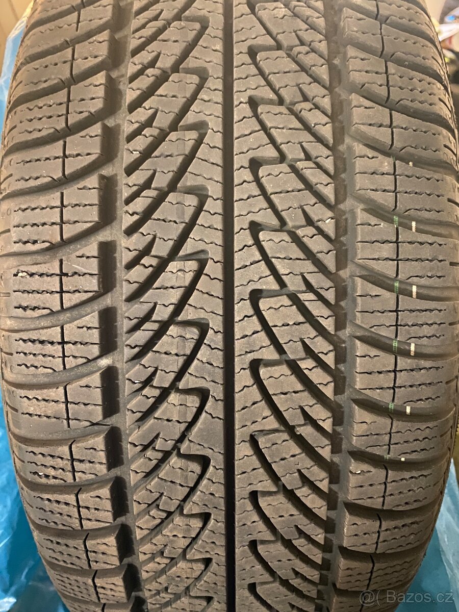 Zimní pneu 225/45/R17 Good Year