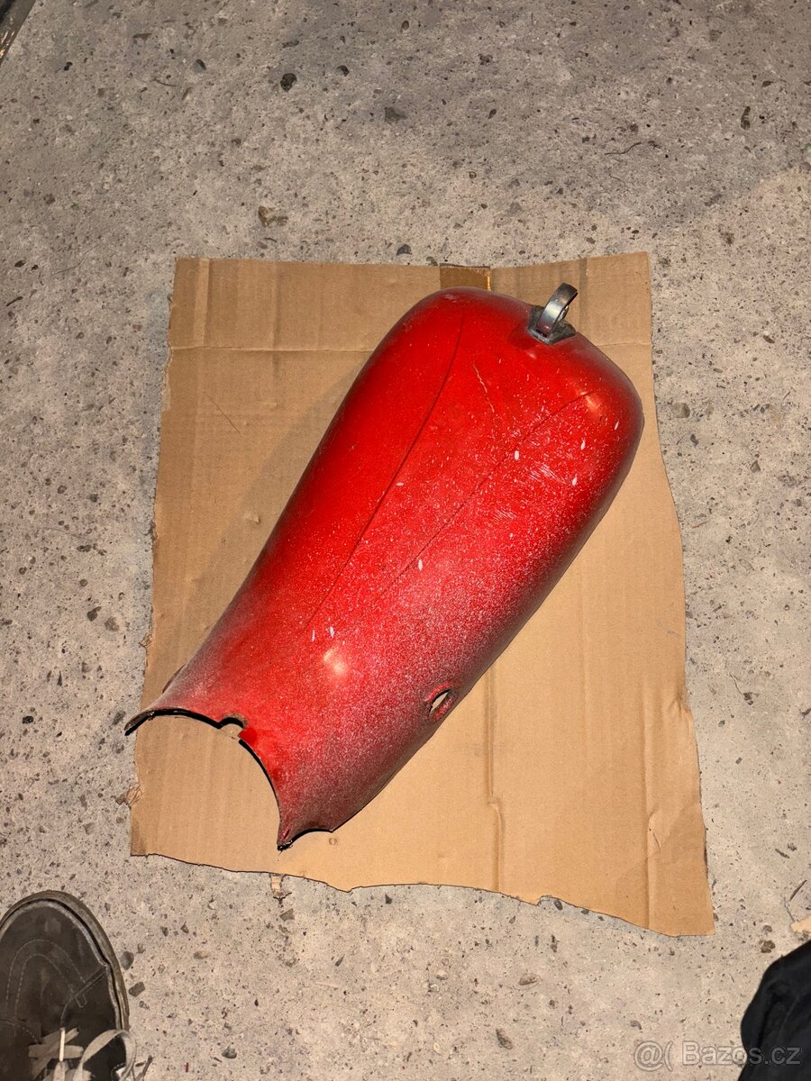 Vrchní prsíčka jawa 50/21