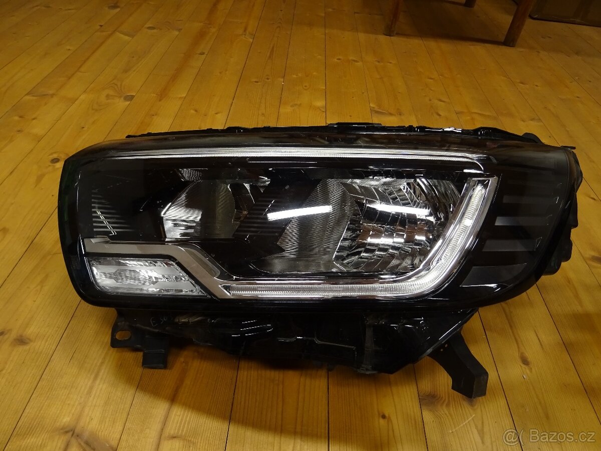 Světlomety LED Renault Kangoo (2023)