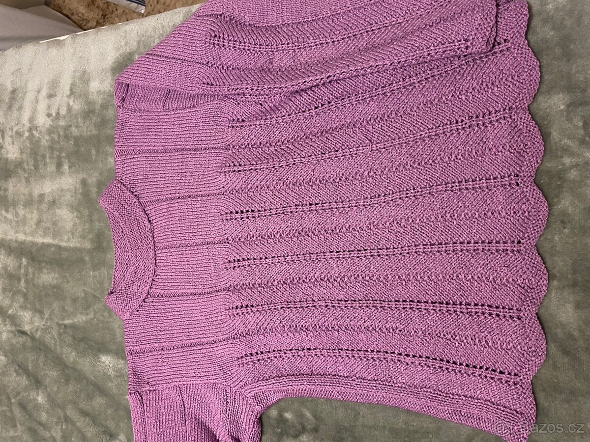 Dámský pletený svetřík