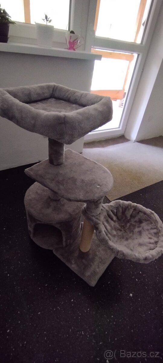 Škrabadlo, domeček