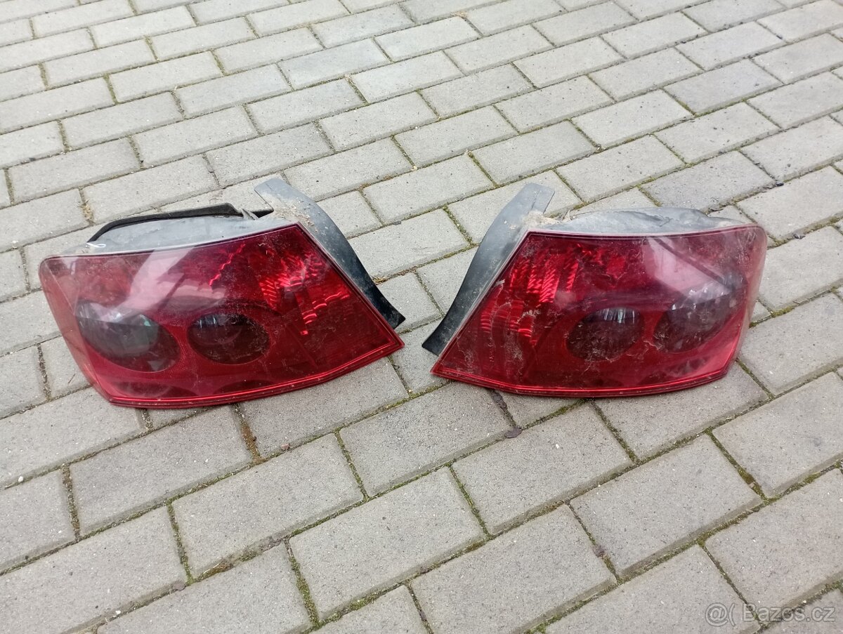 Zadní světlo Peugeot 407 sedan