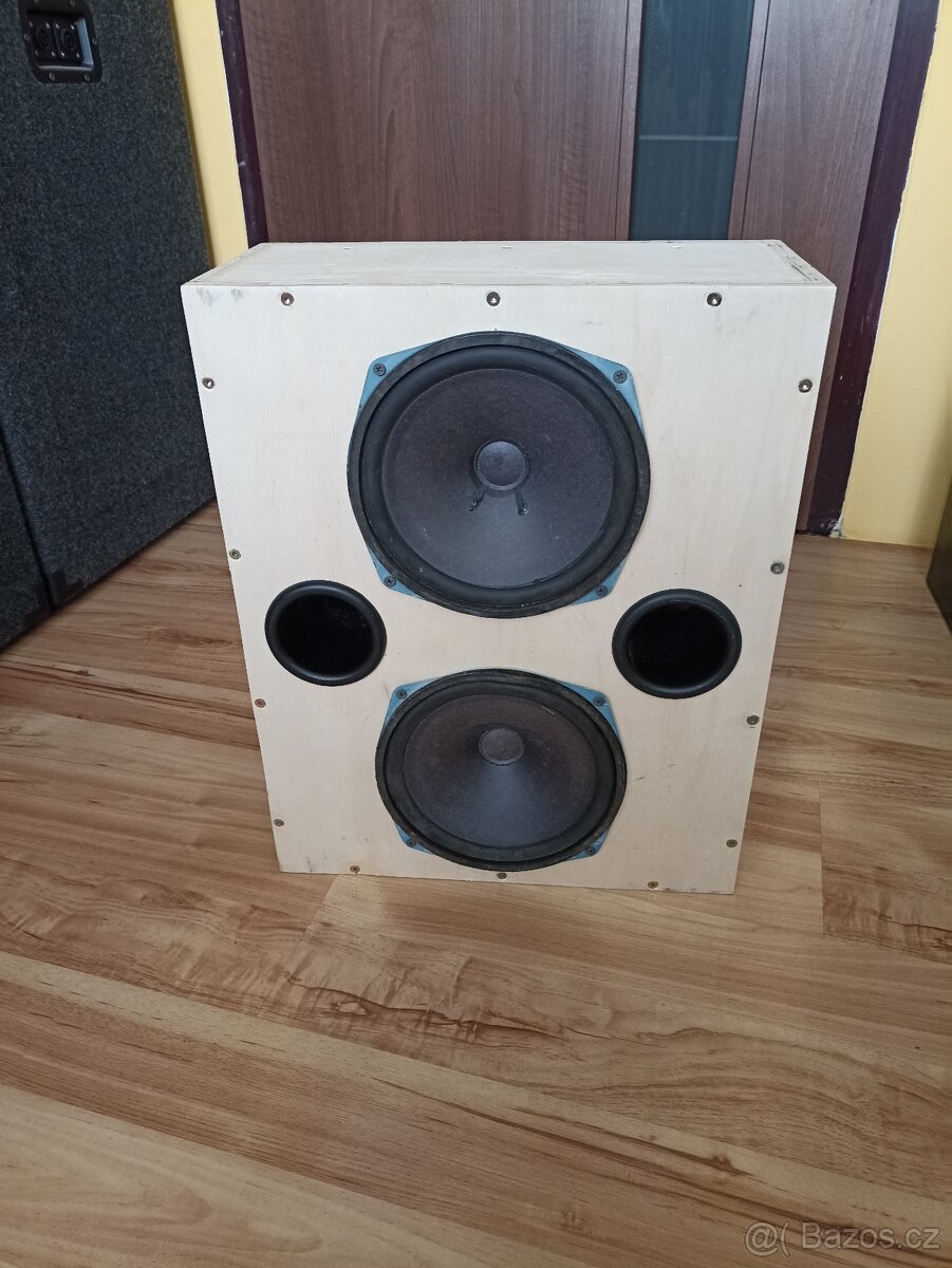 2x TESLA  ARN 6604