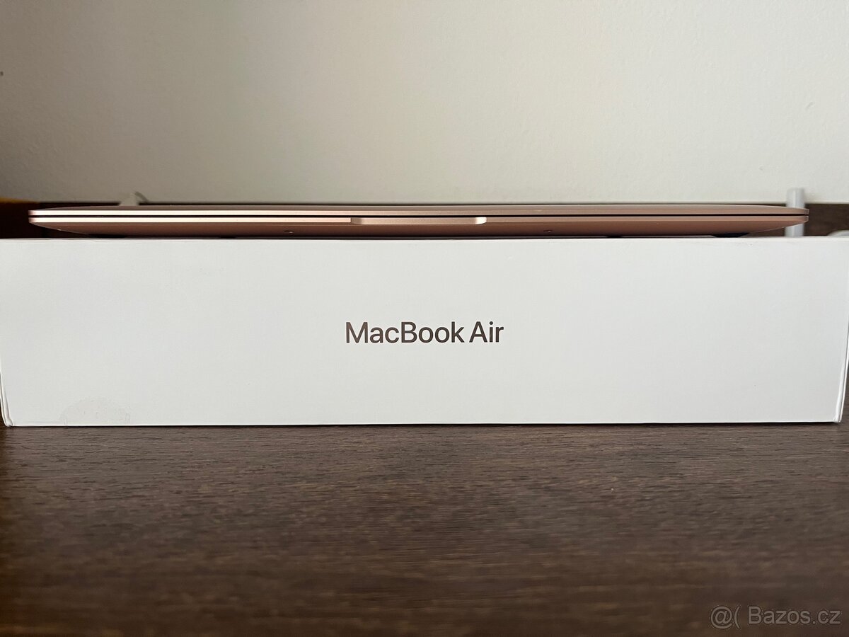 MacBook Air M1 8/256 GB Gold