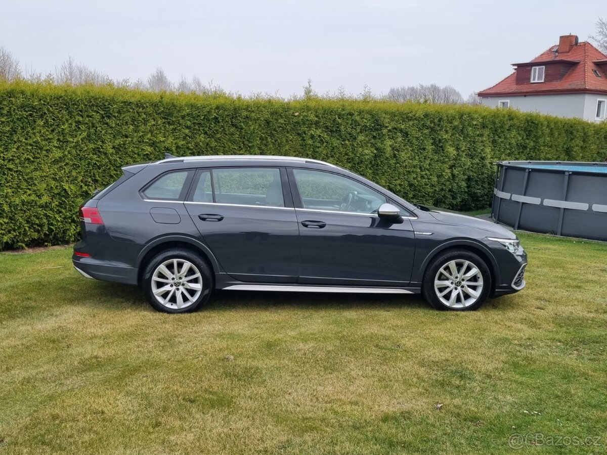 Volkswagen Golf 8 Alltrack 2.0TDi DSG 4x4 LED Virtual