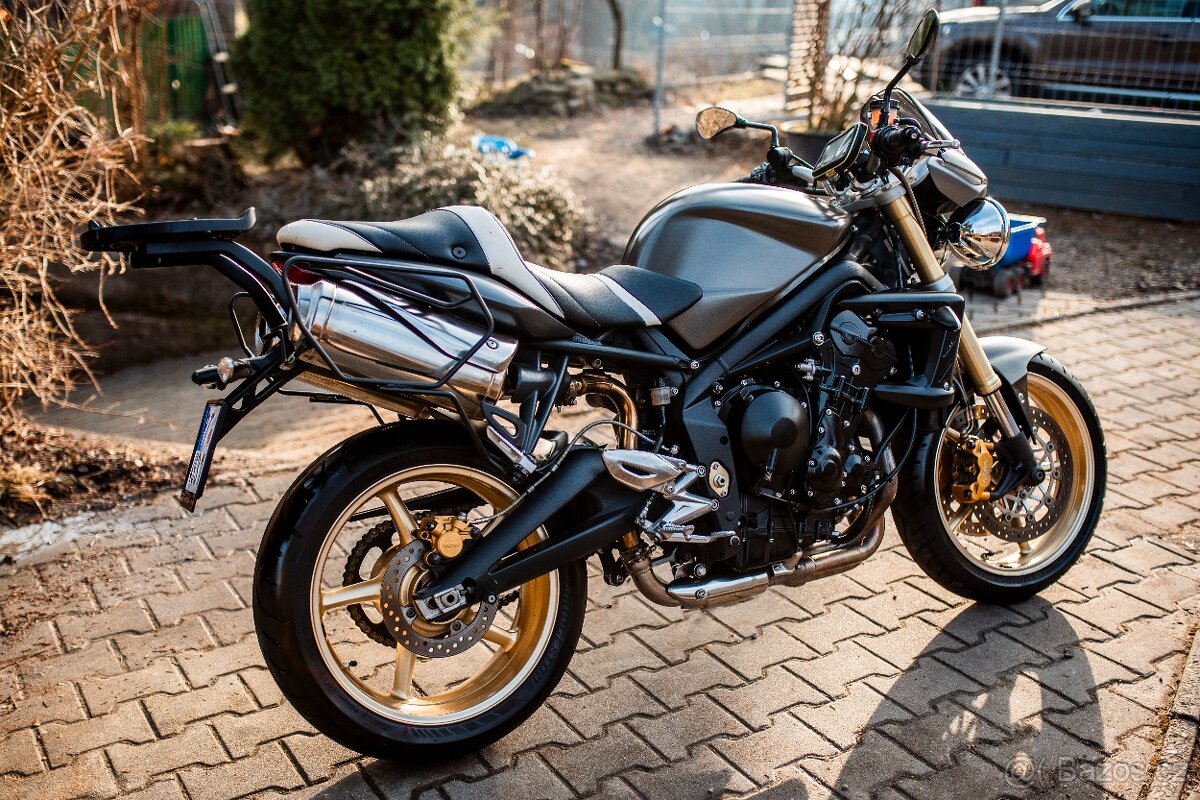 Triumph Street Triple 675 R