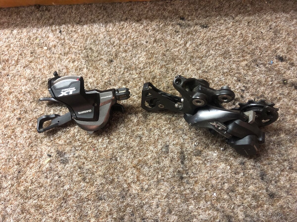 SHIMANO DEORE XT - RD- M8000 + řazení