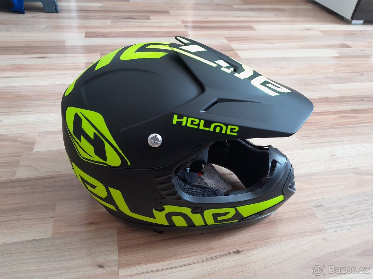 Helma na moto