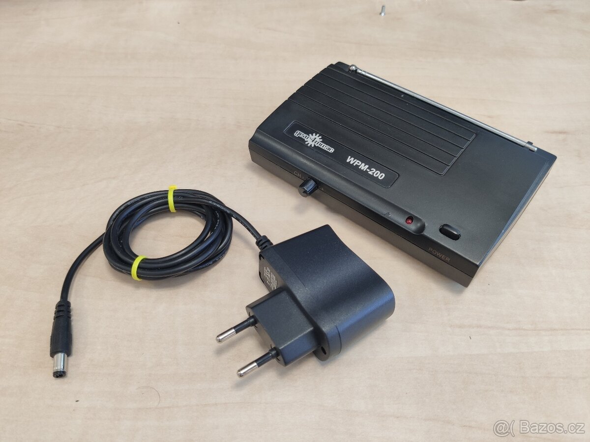 In-ear Gear4music WPM-200