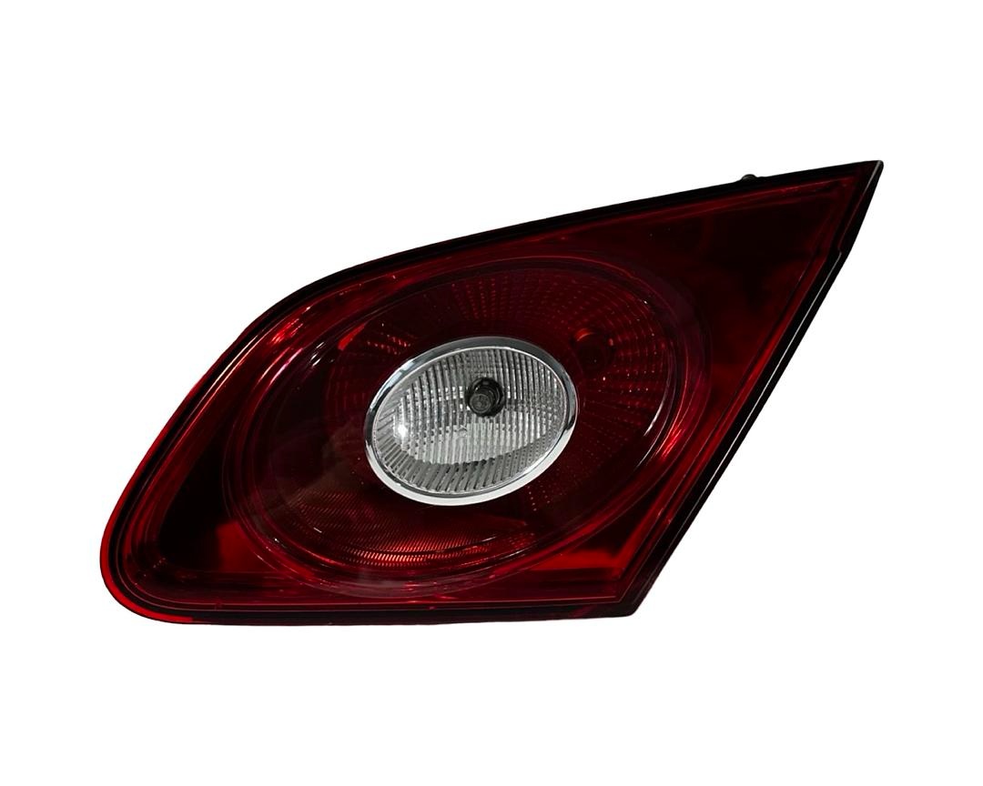 Pravé zadní vnitřní světlo 3C8945094E VW Passat CC 2010