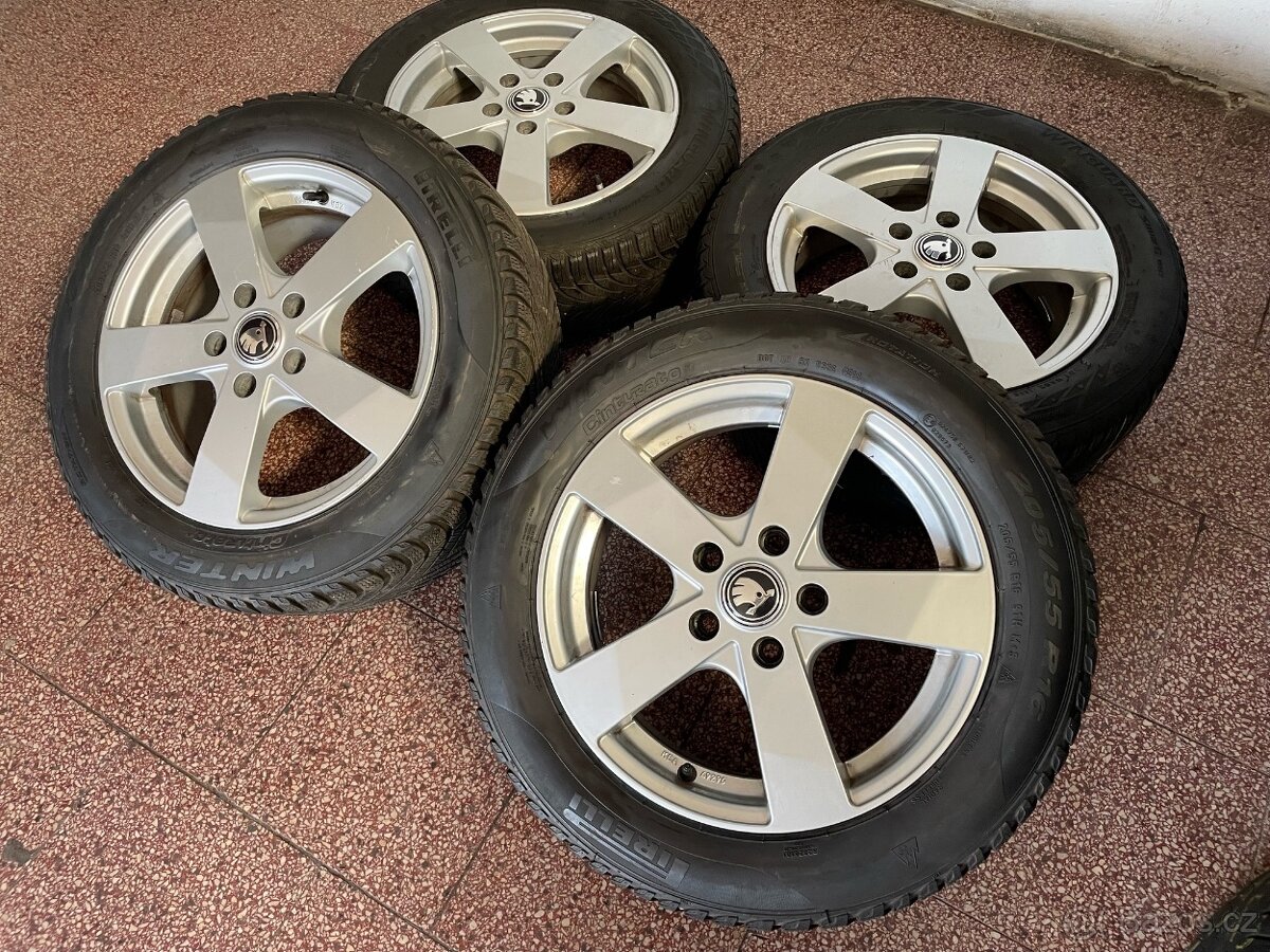 Alu kola zimní r16
