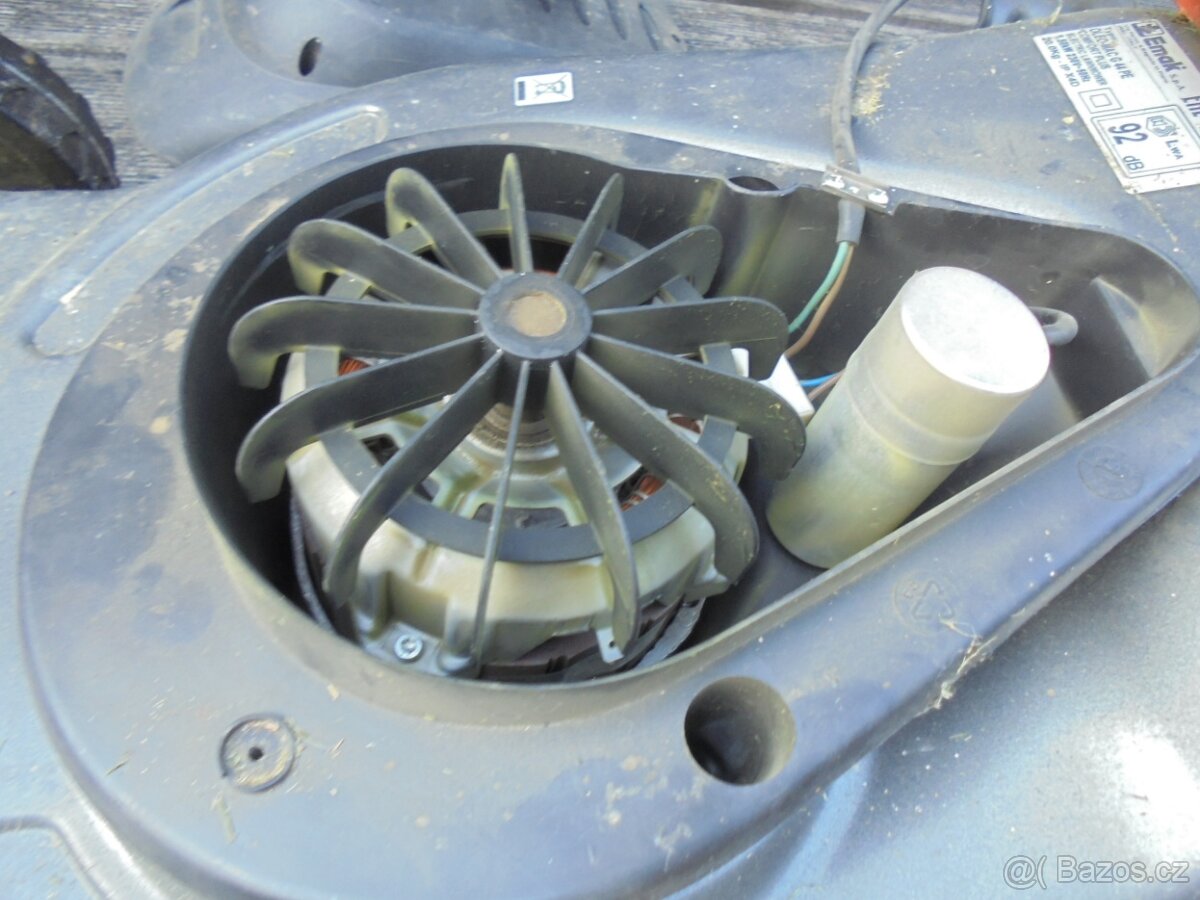 funkční elektromotor k sekačce OleoMac