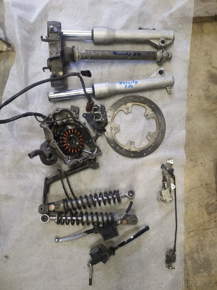Piaggio Beverly 250 Díly