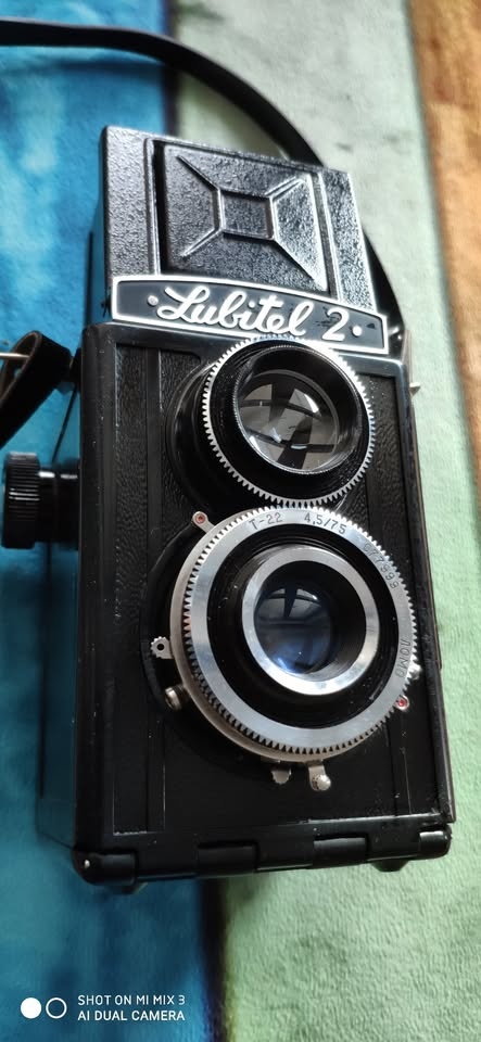 PRODÁM Lubitel 2