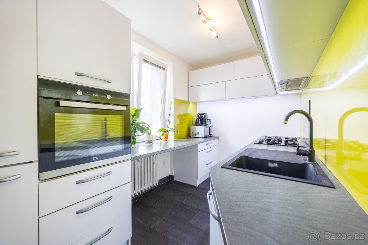 Prodej bytu 2+1 52 m² Poděbradská, Praha - Hloubětín
