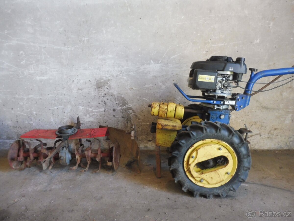prodám malotraktor agzat s nářadím
