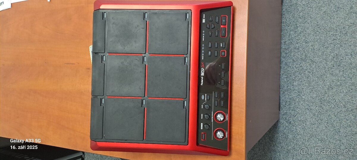 ROLAND SPD SX