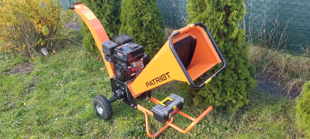 Zahradní drtič- štěpkovač Mountfield GBK -70