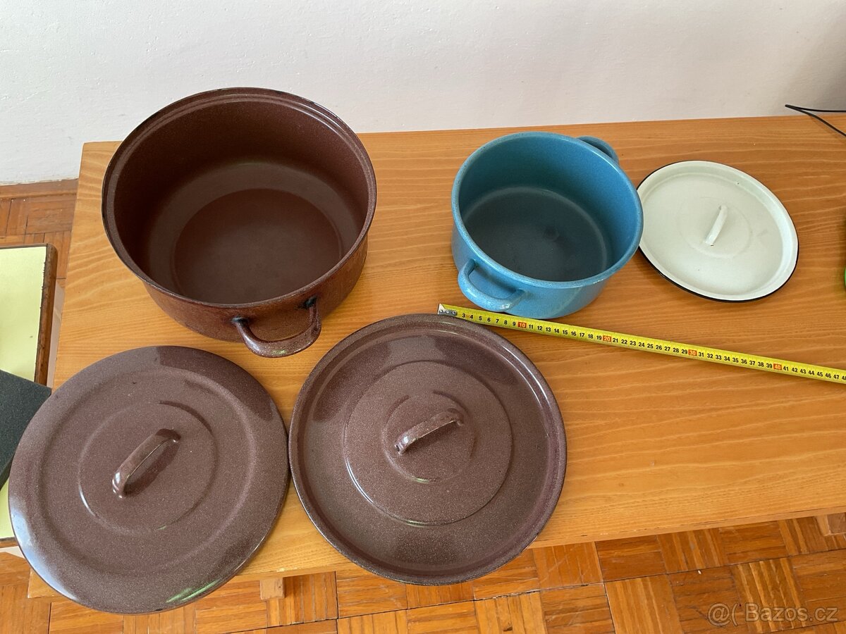 Smaltované hrnce + pokličky