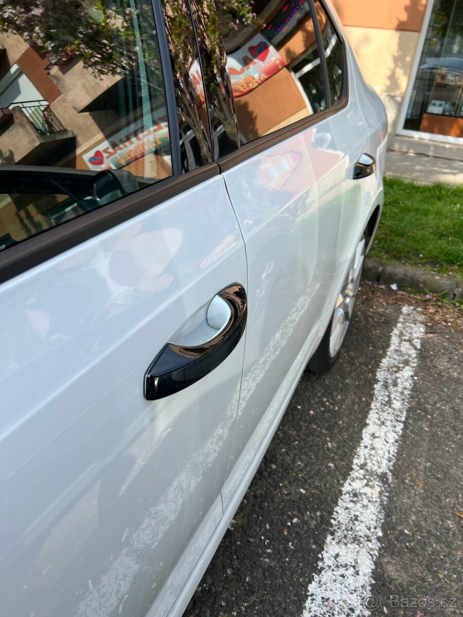 ČIERNE krytky klučiek - ŠKODA VOLKSWAGEN SEAT