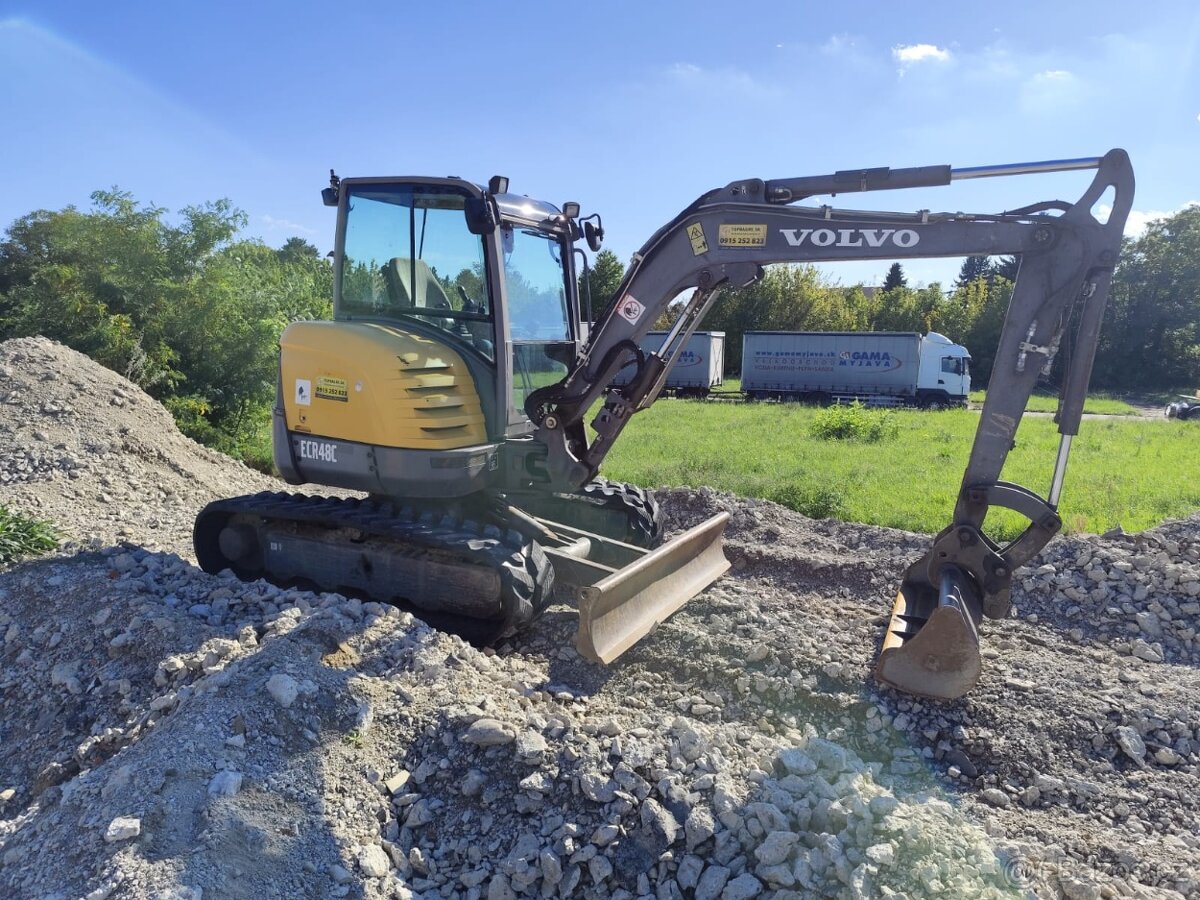 Bágr Volvo, 5000kg, 3x lyžica.