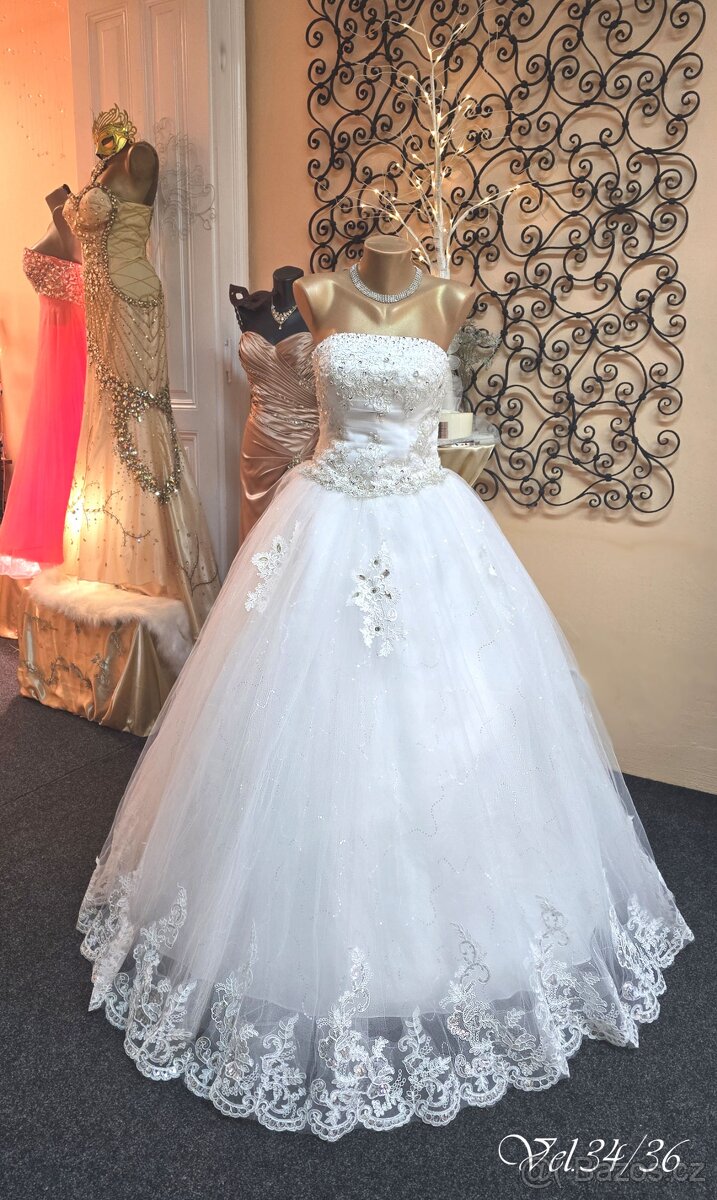 TŘPYTIVÉ SVATEBNÍ ŠATY 🎀POLONÉZA🎀PLES🎀