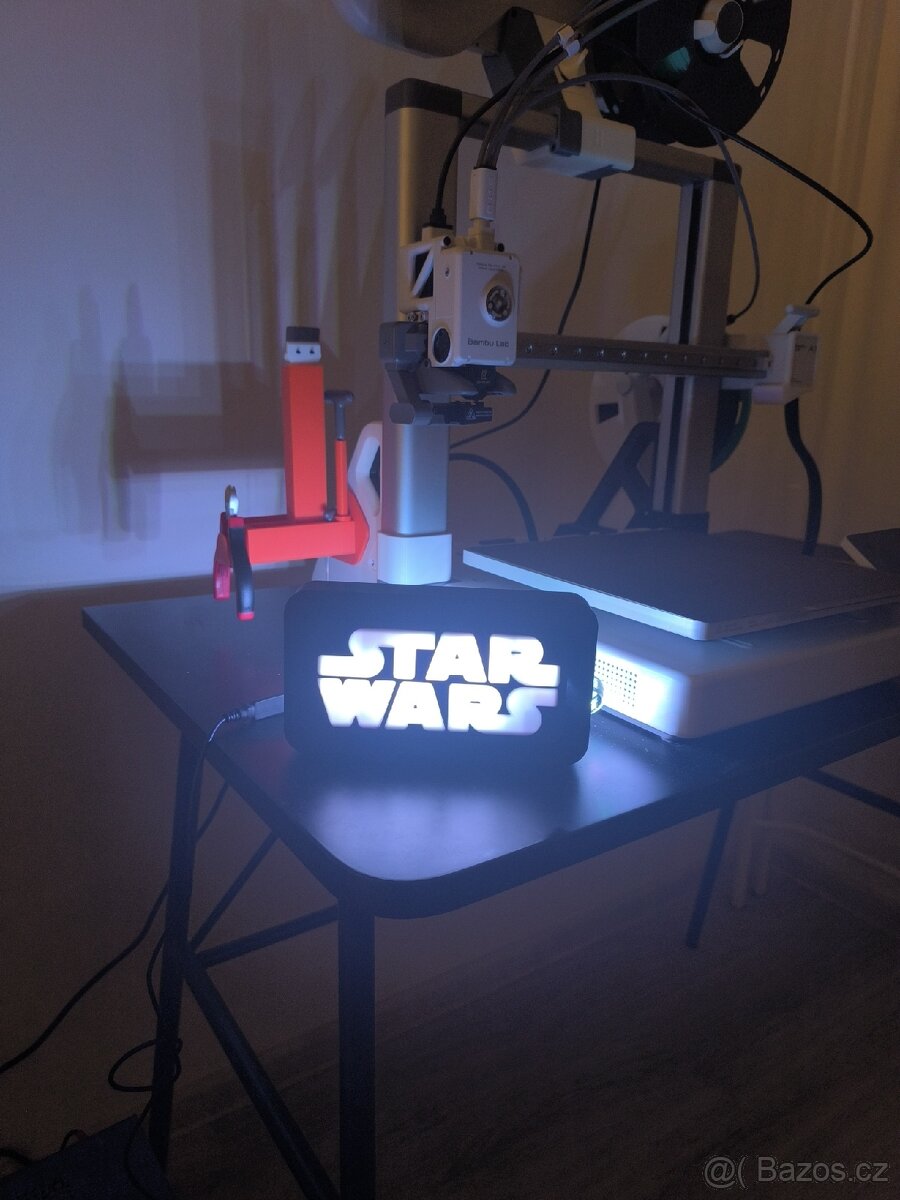 StarWars neonový nápis