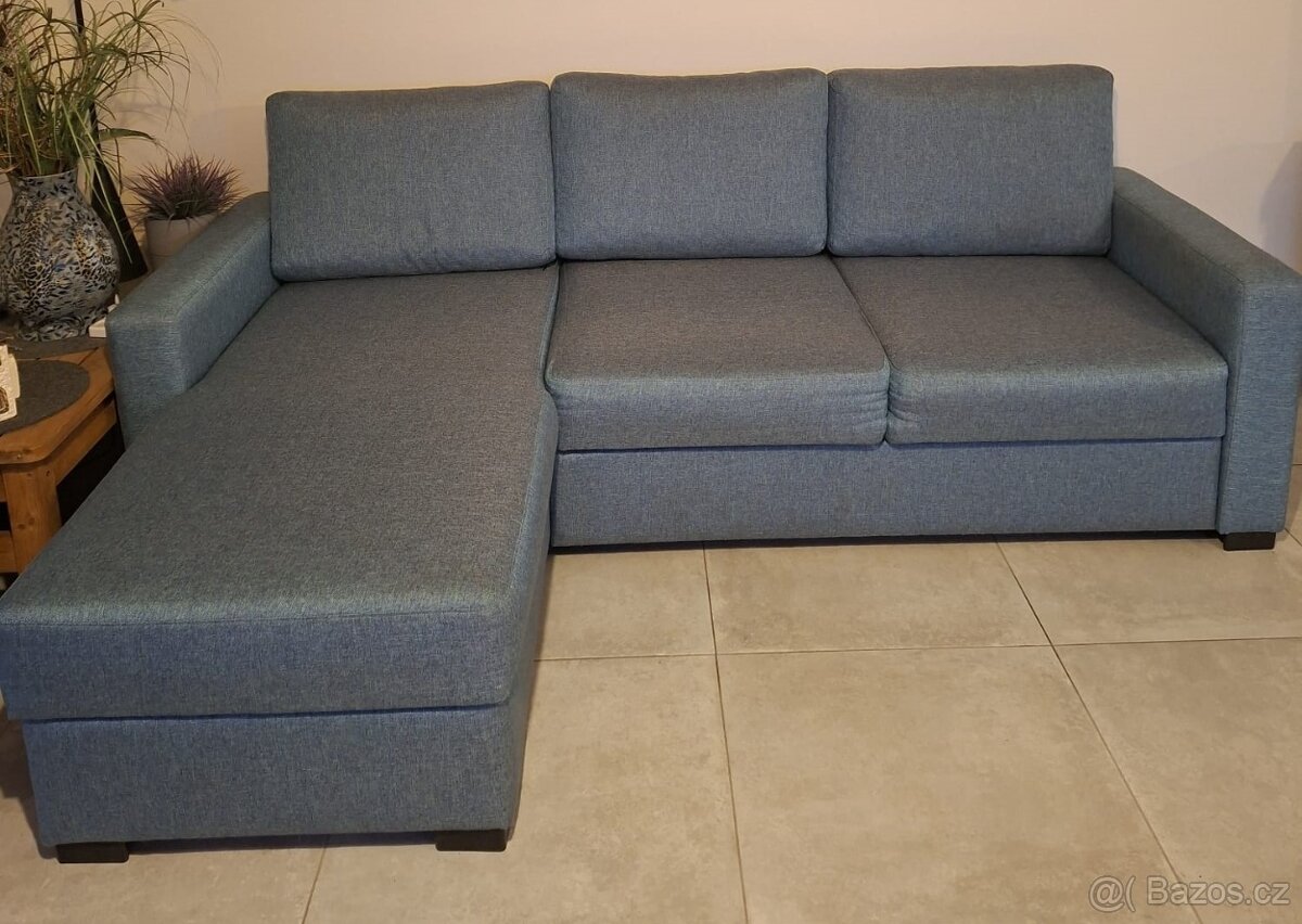 Rozkládací sedačka s úložným prostorem