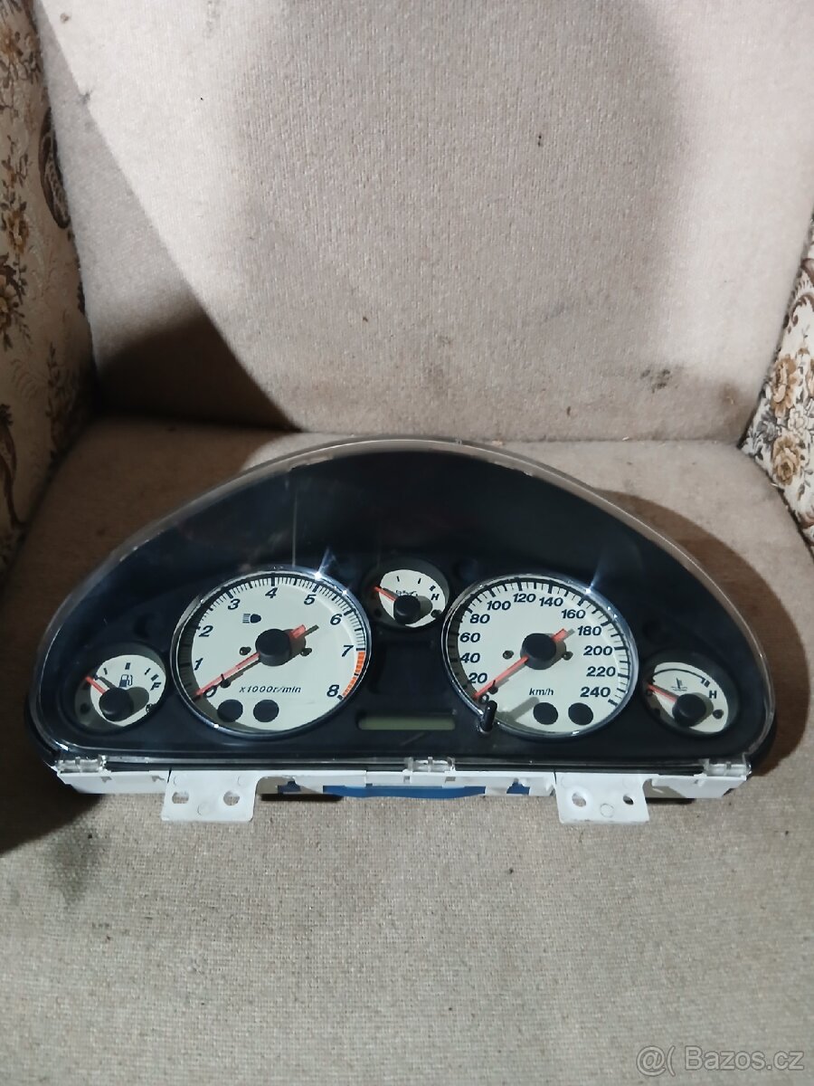 Mazda mx5 miata nbfl budíky