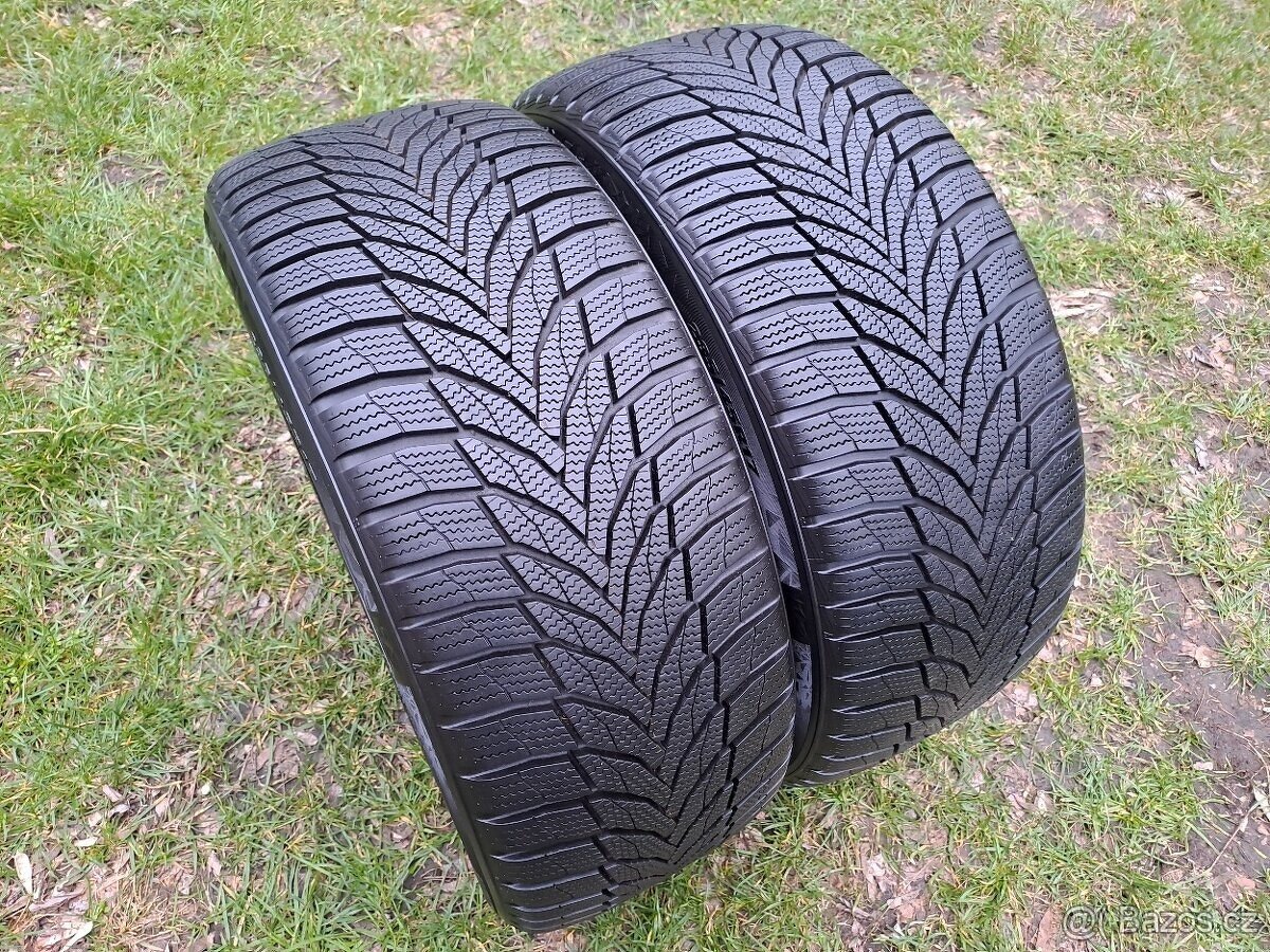 2x Nové zimní pneu Nexen WinGuard Sport 2 - 235/45 R17 XL