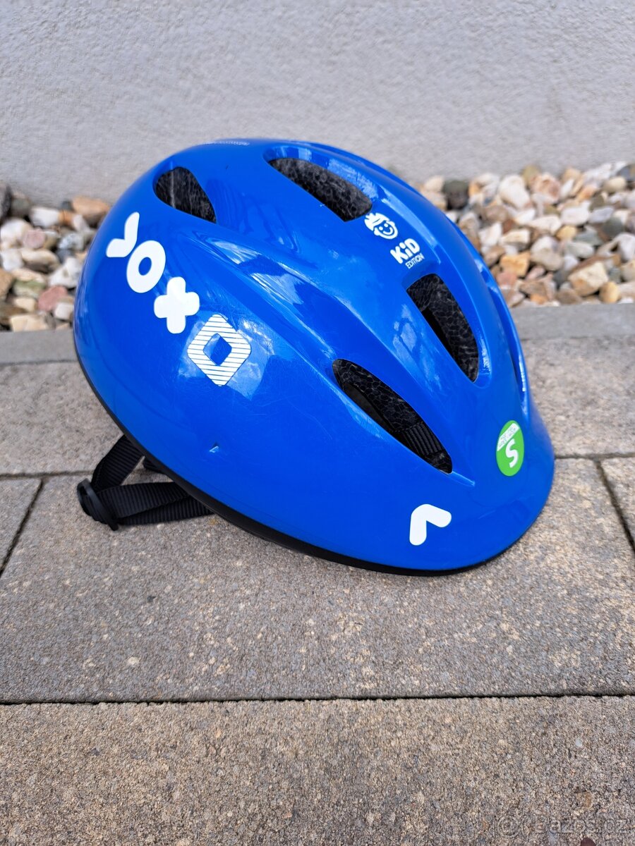 Dětská přilba helma na kolo B TWIN