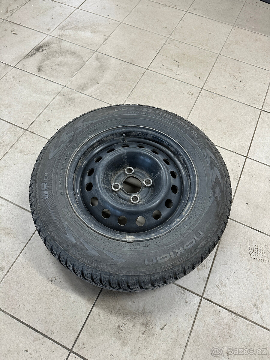 Sada zimní pneu Nokian WR D4 205/65 R15 99H XL