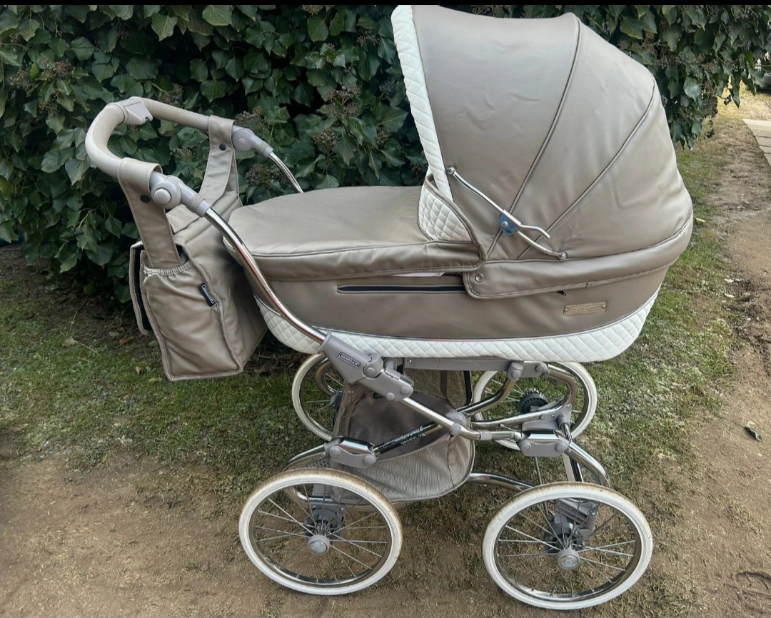 Krasny kocarek Bebecar Stillo Class+vajicko a Isofix