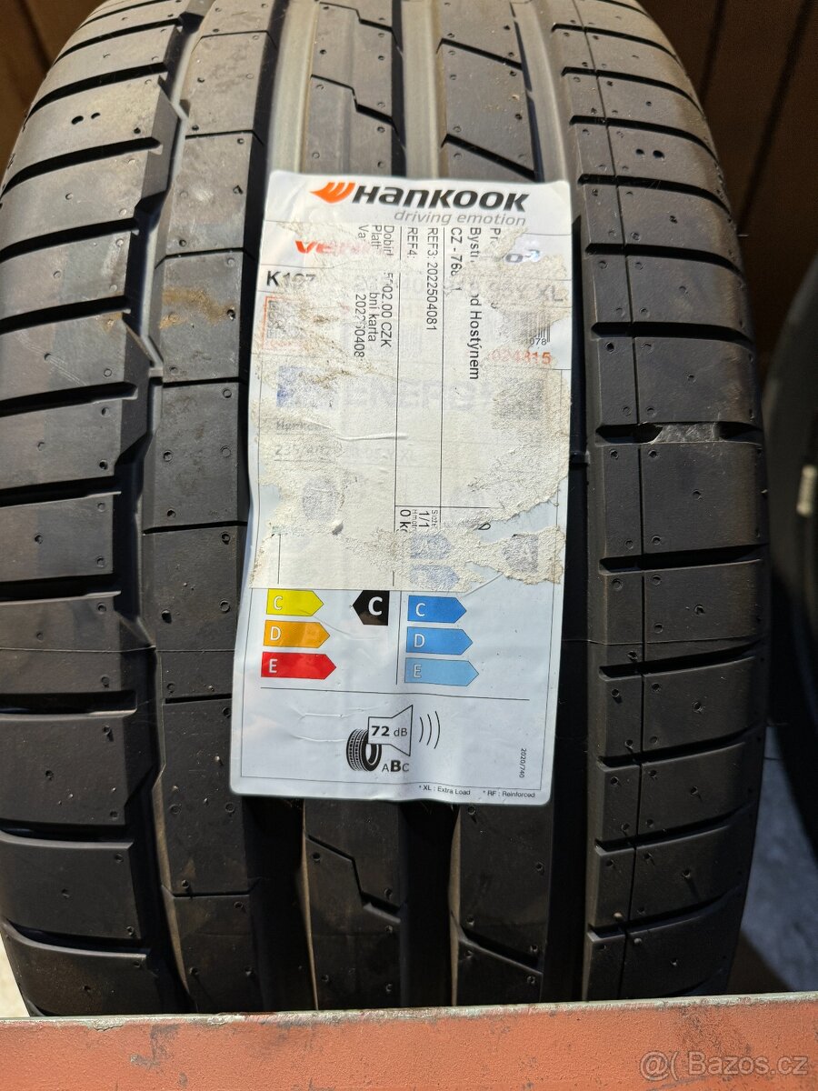 Letní pneu 235/40 R18 Hankook
