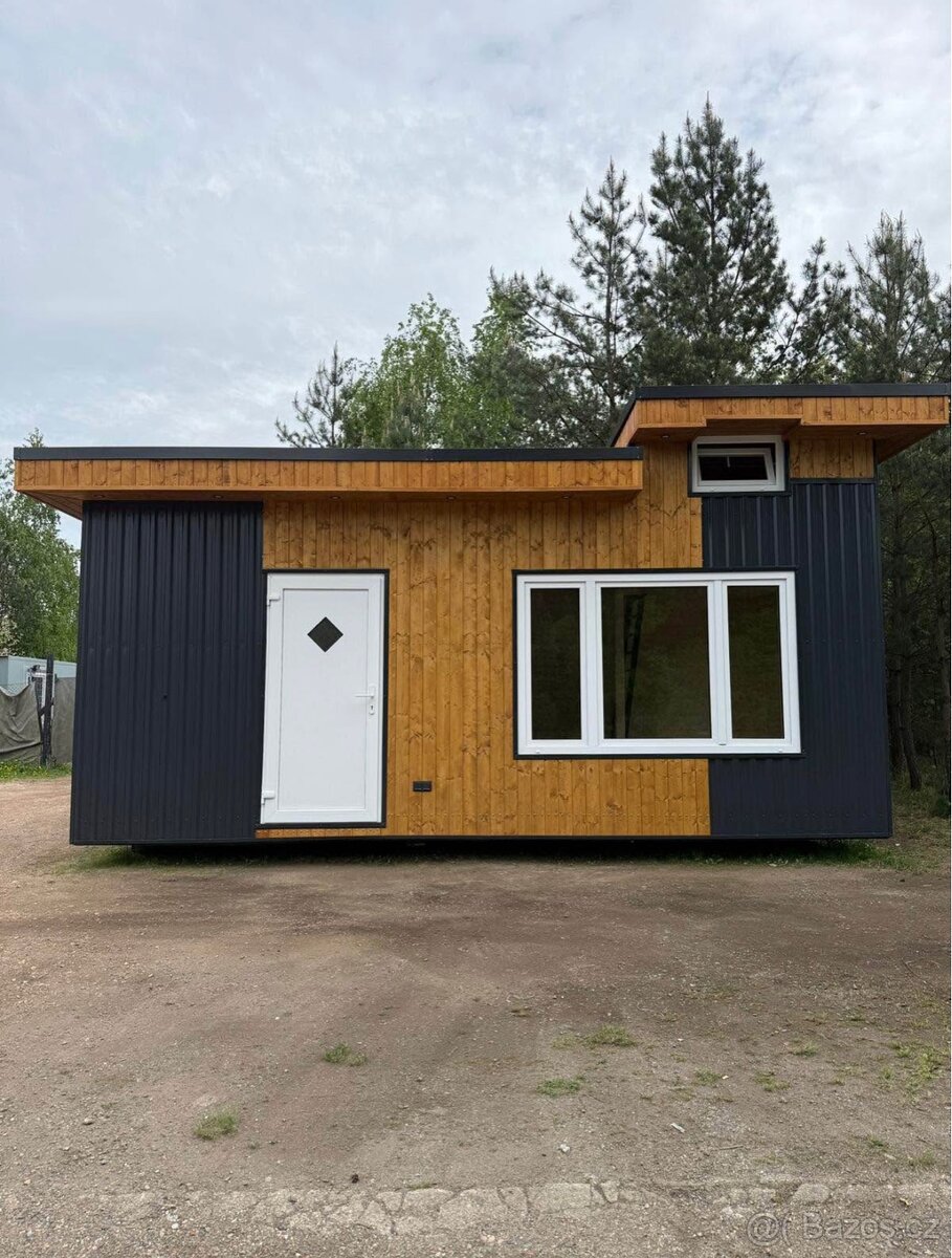 Tiny house