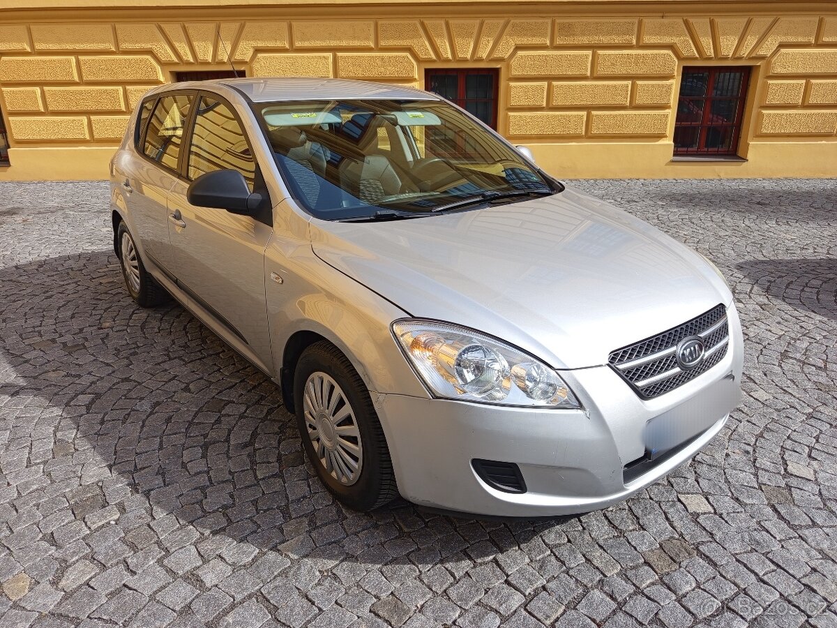 Kia Ceed 1.4i 80kW - 2009, 135.000KM, PO ROZVODECH
