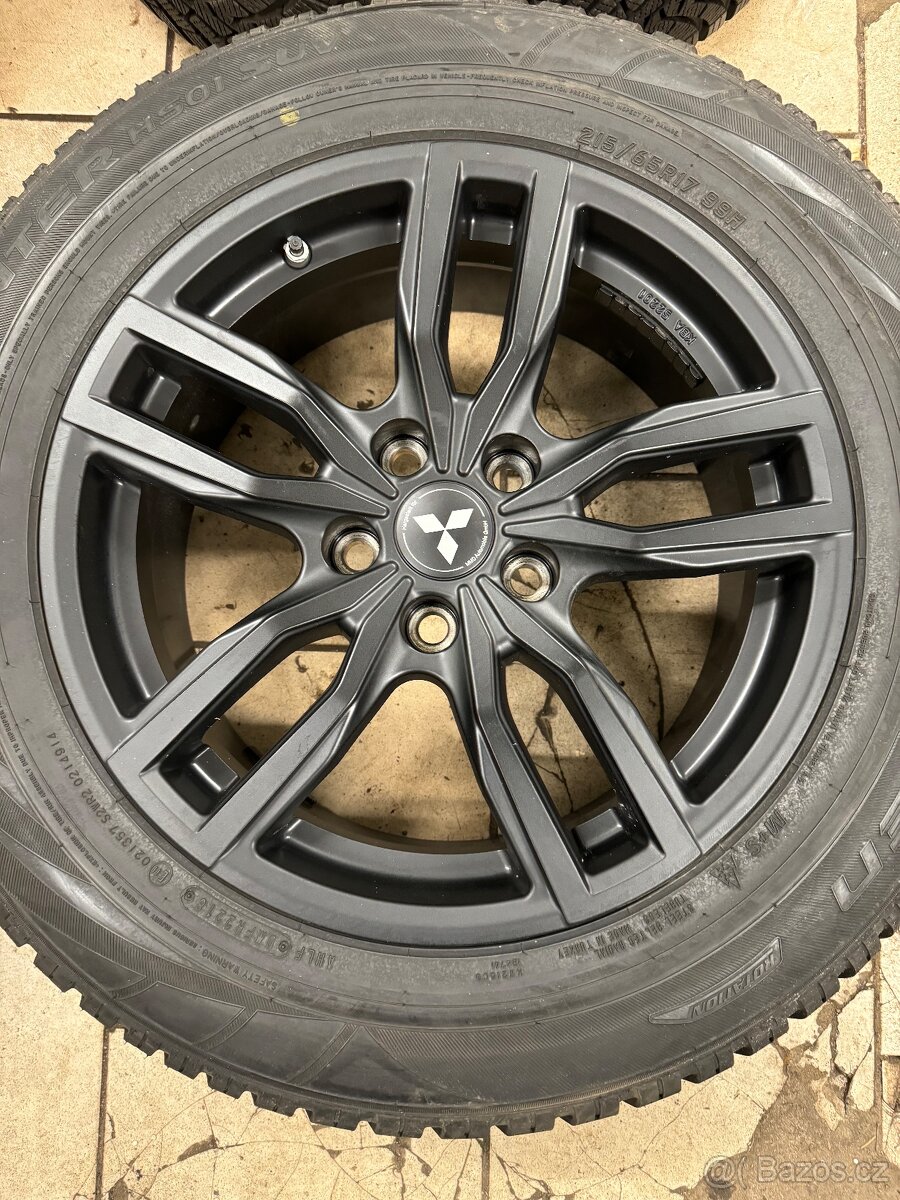 Zimní sada Mitsubishi ASX 5x114,3 r17 ZÁNOVNÍ