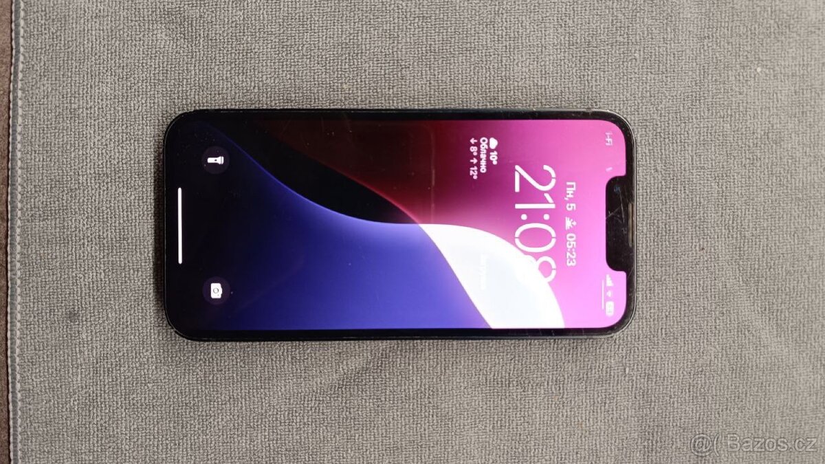 iPhone 13 mini