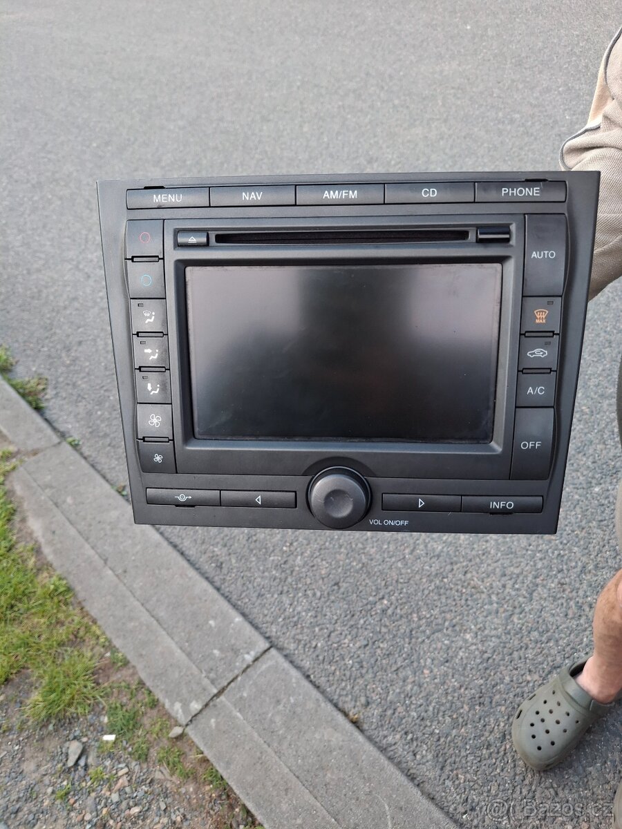 Prodám auto radio ford mondeo mk3