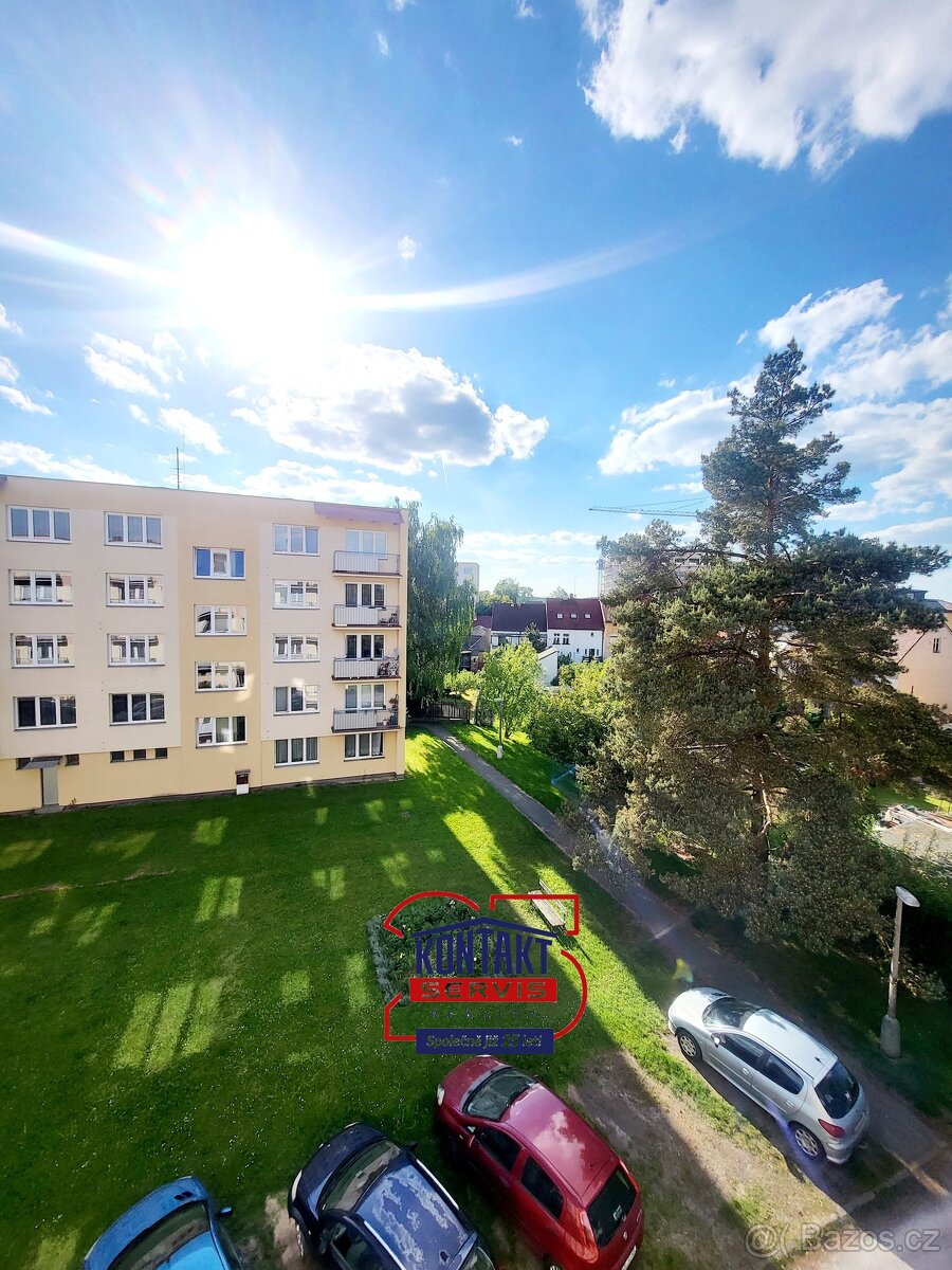 Pronájem bytu 1+1 s balkónem v ulici J. Buděšínského - Česk