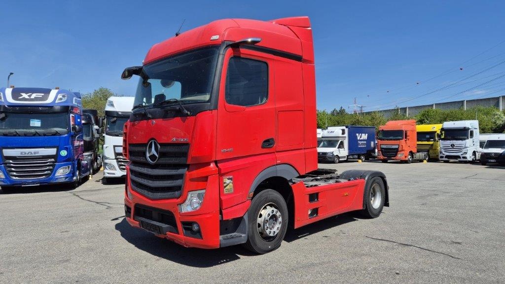 MERCEDES-BENZ ACTROS 1845