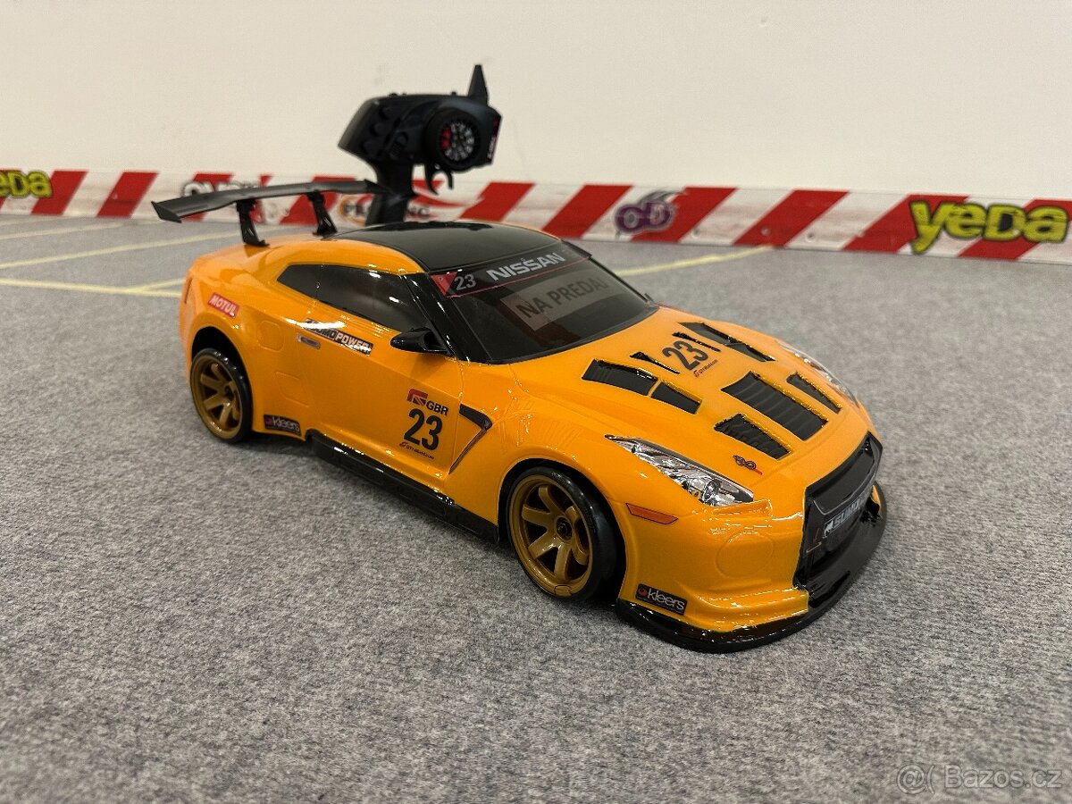 RC drift auto 3racing Sakura D6
