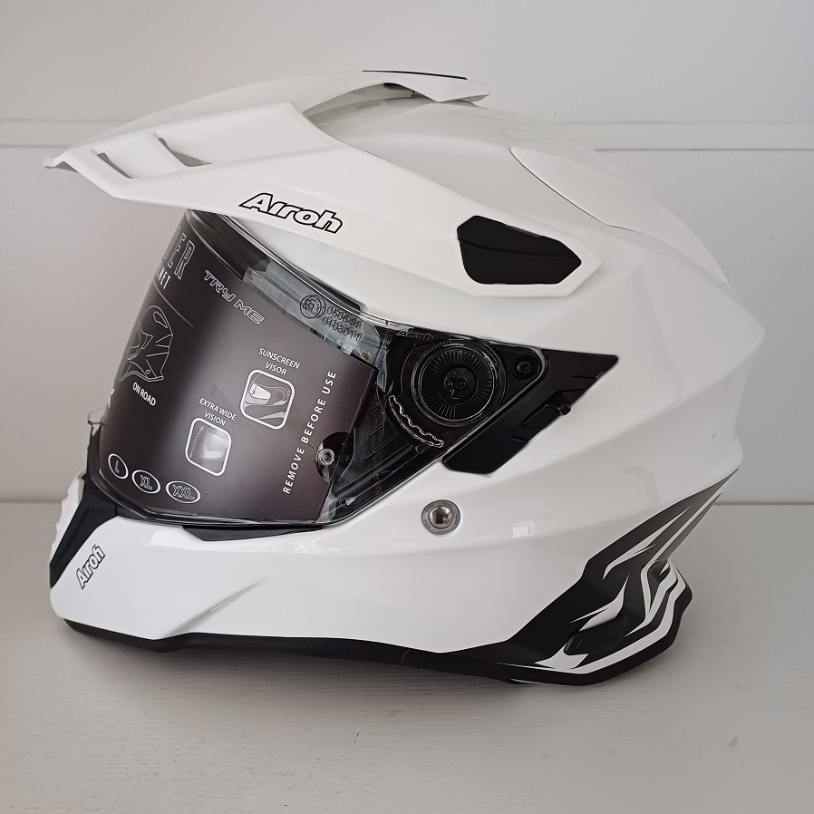 Enduro přilba Airoh COMMANDER 2 Carbon