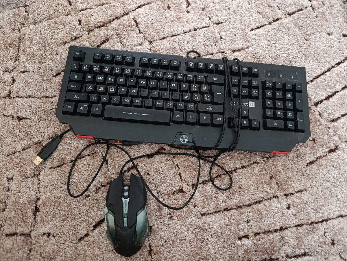Klavesnice
