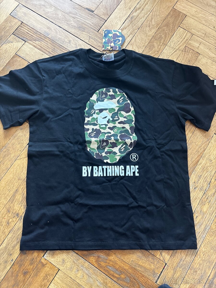 BAPE černé tričko L