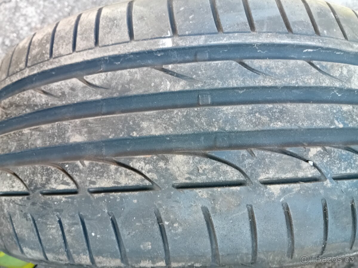 Prodám Sadu pneu 215/65/16 Nexen Letni