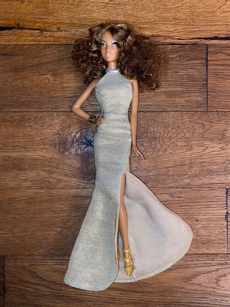 Prodám panenky Barbie a přislušenství 1. ČÁST