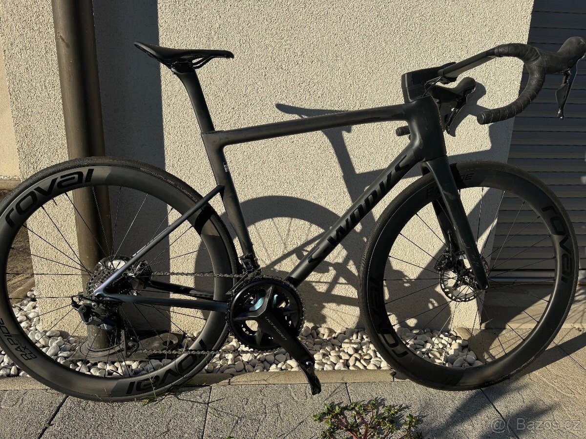 Silniční kolo | celokarbon | replika S-works SL8 | 7.9 kg