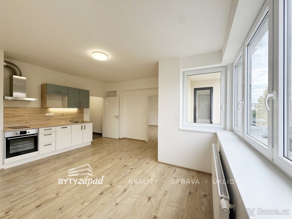 Pronájem prostorného bytu 2+kk, 62 m2 v novostavbě bytového 